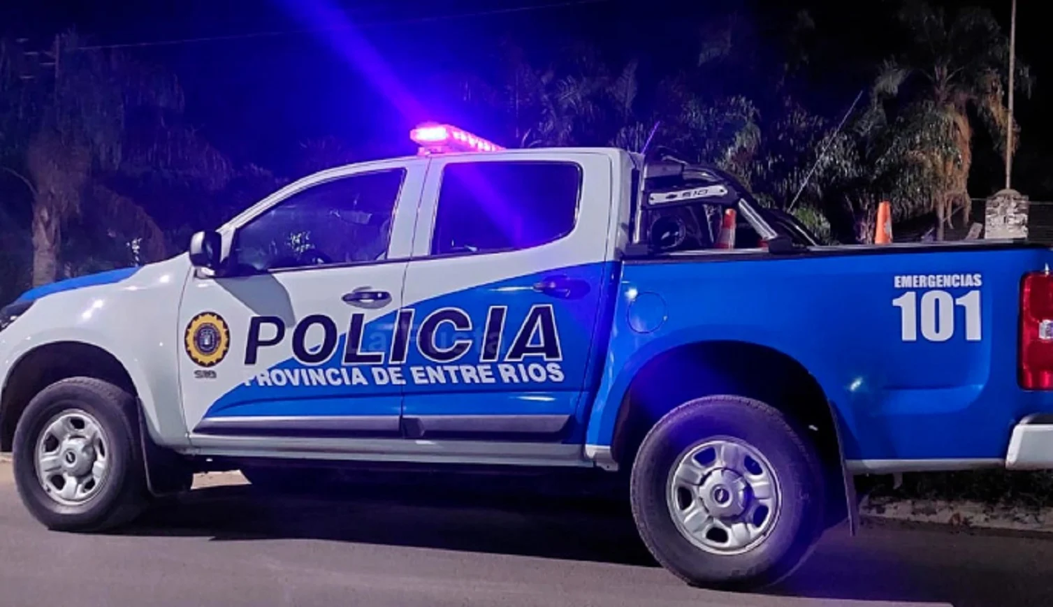 patrullero-policia-noche