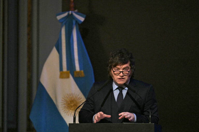 ARGENTINA-POLITICS-ECONOMY