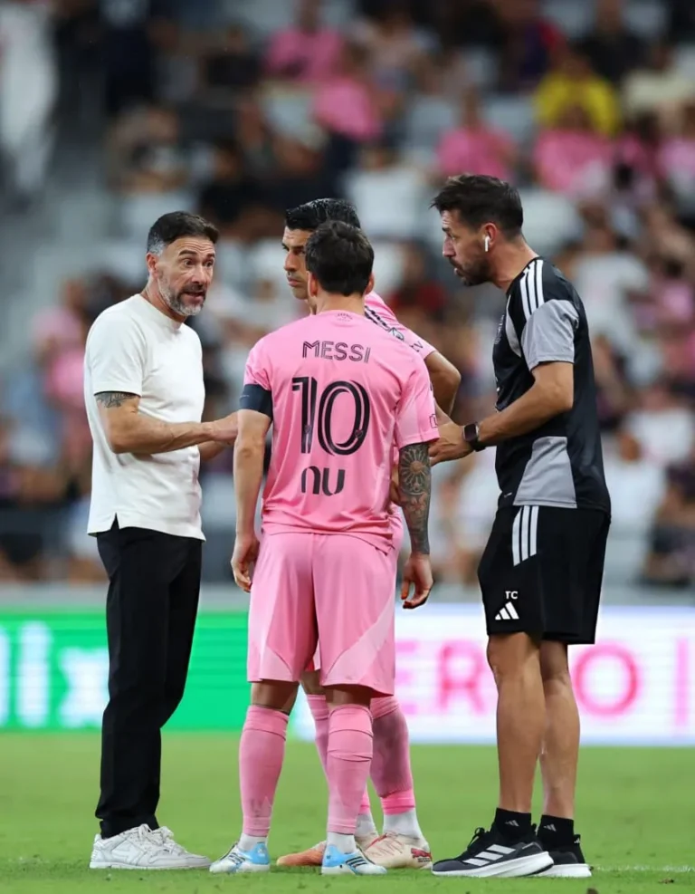 kily-gonzalez-y-lionel-messi_w862