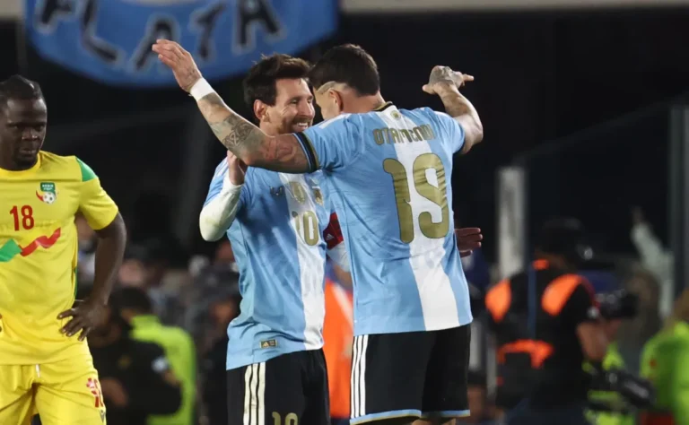 messi-otamendi-seleccion-1200x740